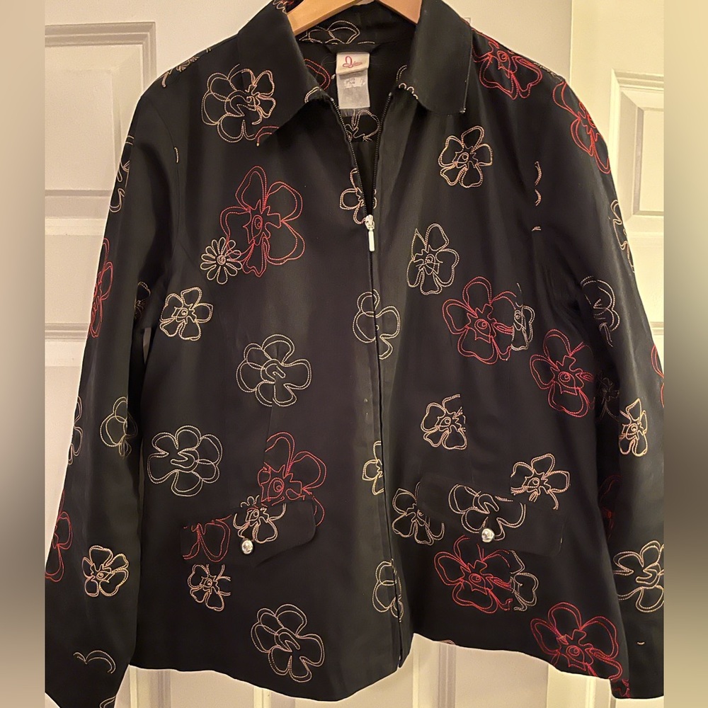 Weekenders black zip up jacket.
